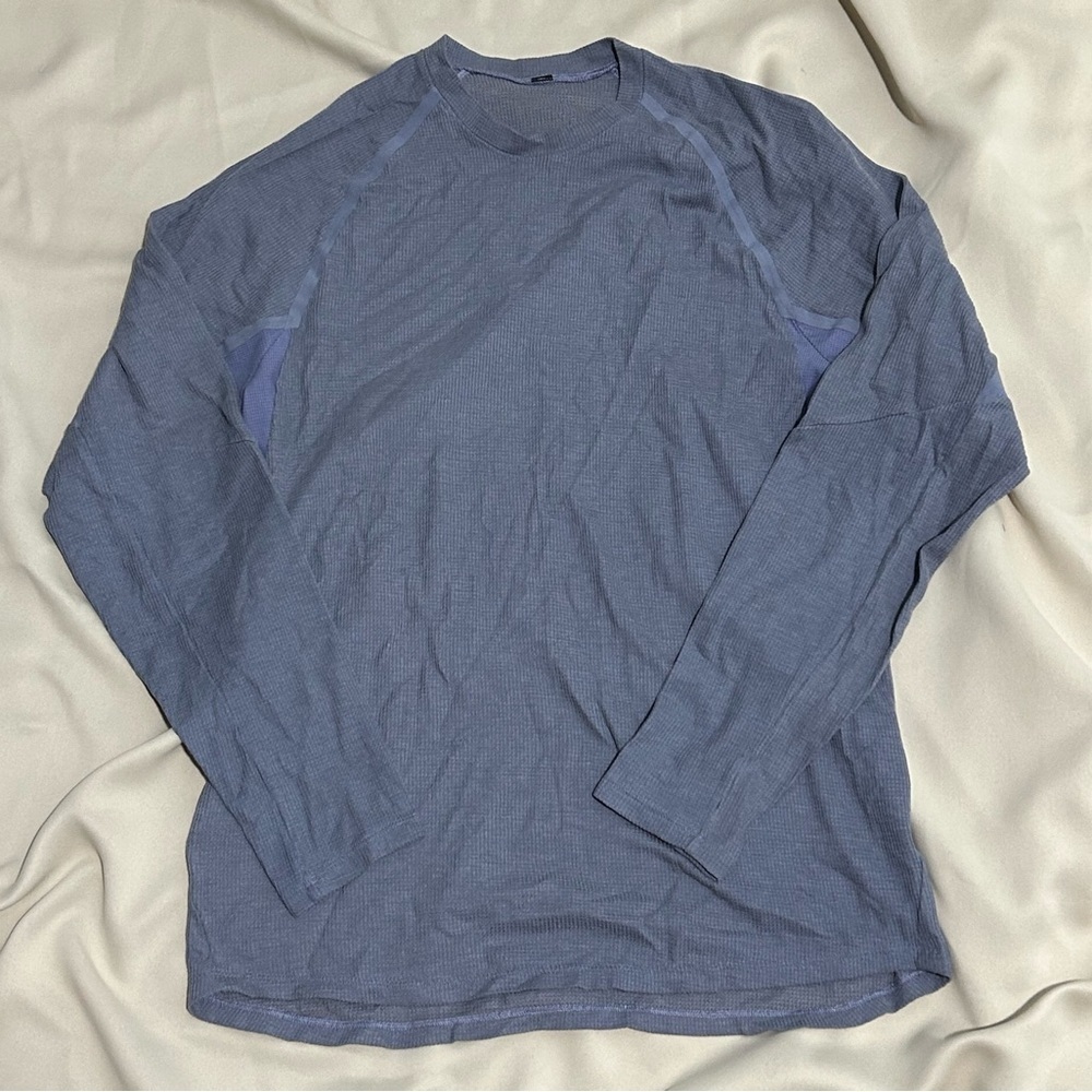 Lululemon Men's Thermal Blue Long Sleeve Shirt with Side Zipper Pocket - M